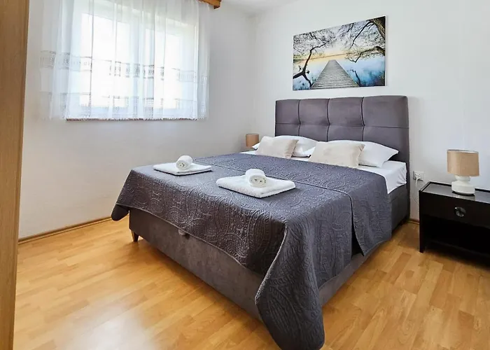 Apartman Karalic Ll